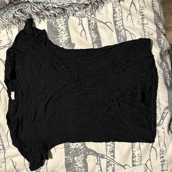 Shirts - Picture 2 of 12